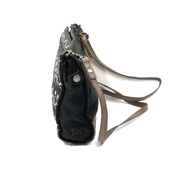 THE SAK Womens Classic Boho Crossbody Bag Purse - Picture 2 of 8